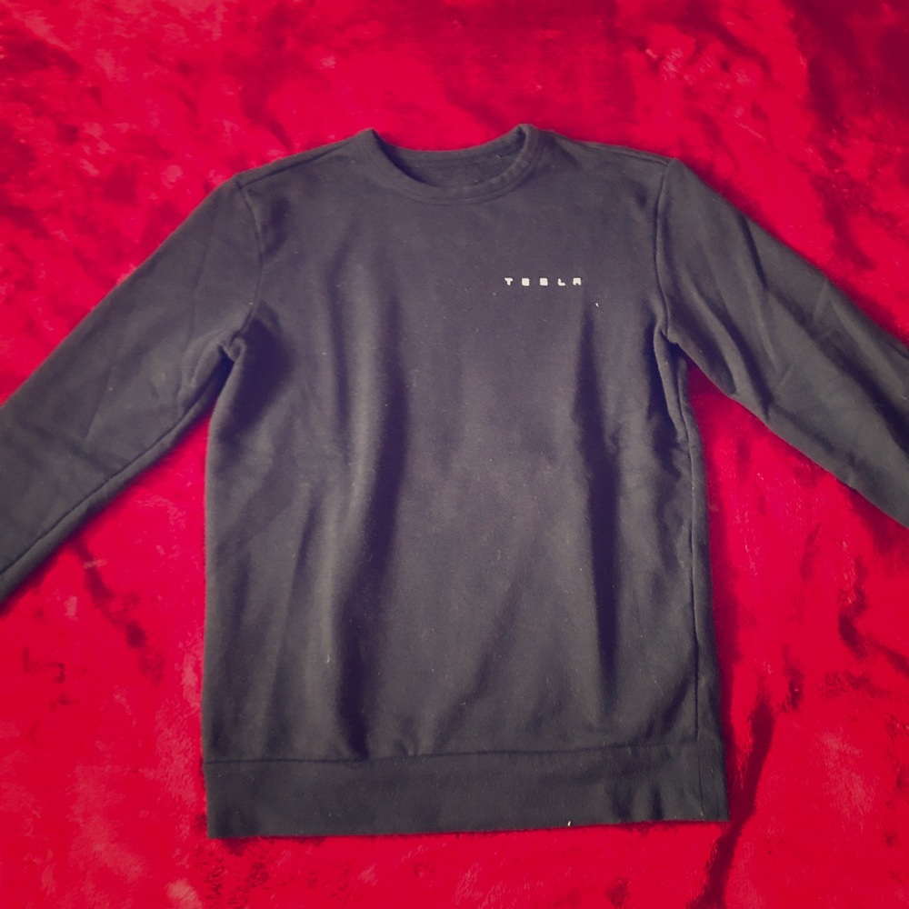 Tesla long sleeve